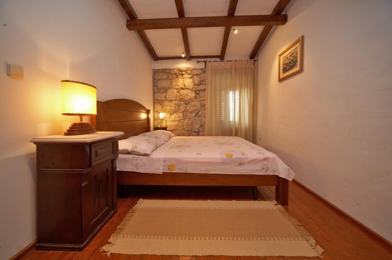 Rilovic House Villa Srednji Radovcici ภายนอก รูปภาพ