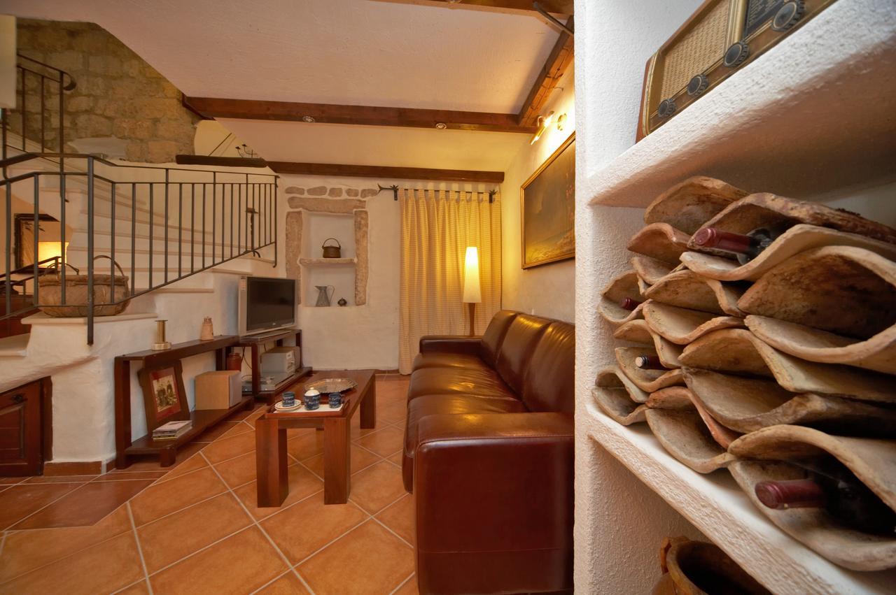 Rilovic House Villa Srednji Radovcici ภายนอก รูปภาพ